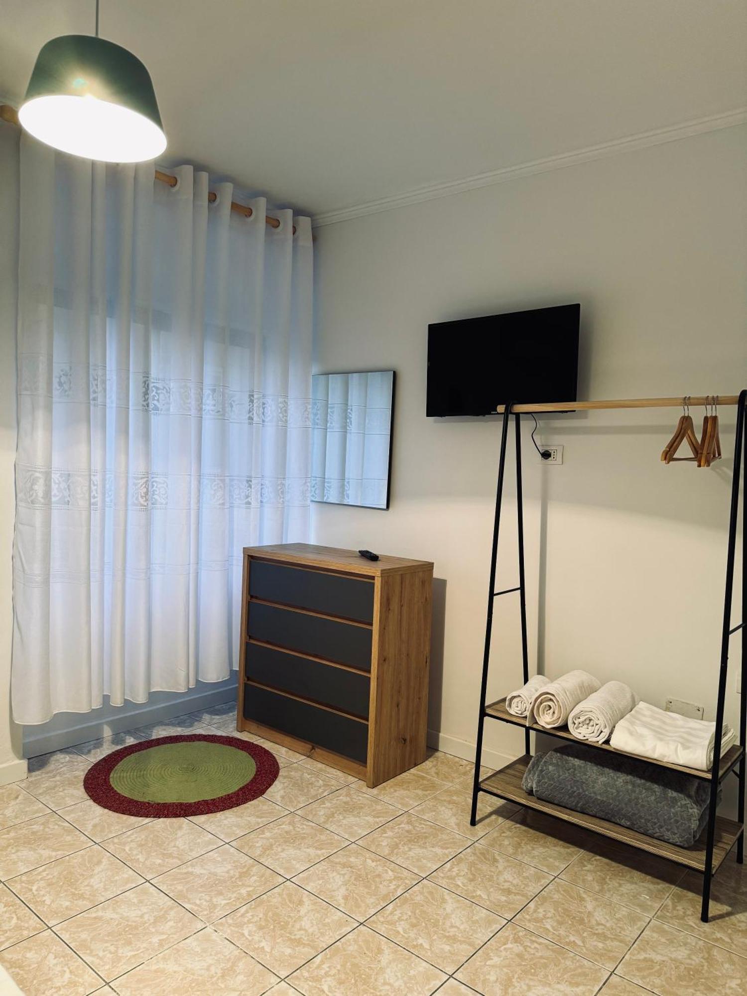 Hi5 Rooms Tirana Exterior foto